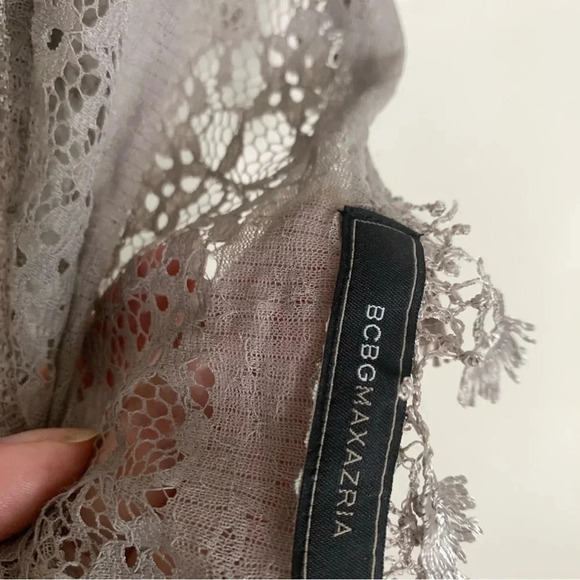 BCBGMaxazria lace fringe  scarg - Picture 2 of 3